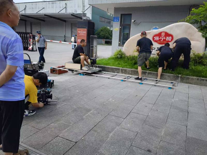 东西湖区广告片拍摄公司核心优势：全流程服务，让品牌广告片省心更出彩